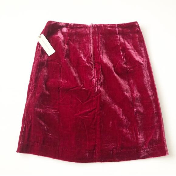 Anthropologie Connie Velvet Mini Skirt Raspberry - Picture 8 of 12